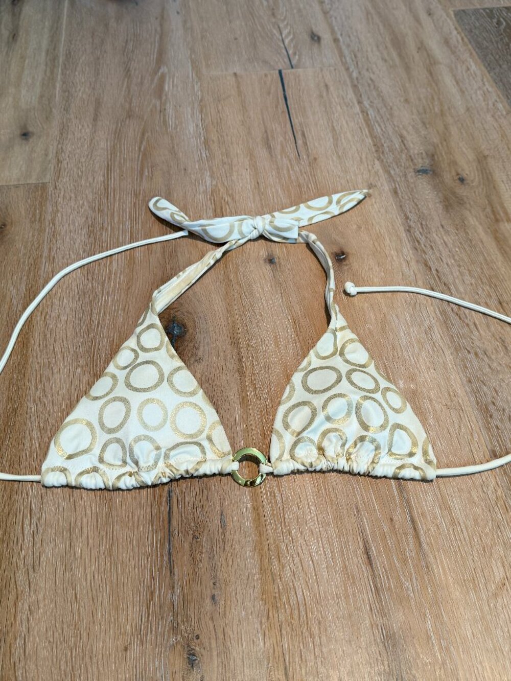 Victoria's Secret Vintage Cream & Gold Bikini Top with O Ring Detailing Size S